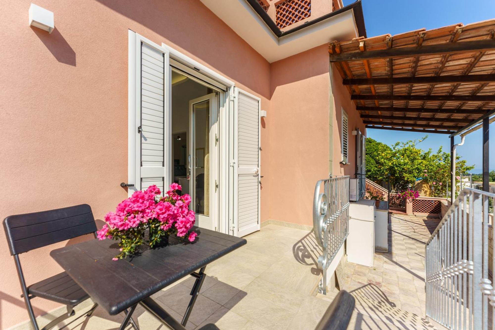Le Jardin Bed and Breakfast Procida Buitenkant foto